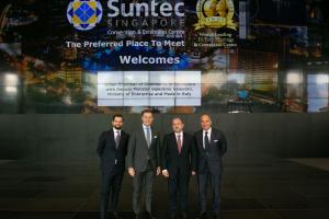 Incontro tra il Vice Ministro Valentini e le imprese associate alla CCI di Singapore