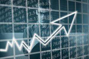  Il budget di Rishi Sunak dà una scossa all’economia britannica per uscire dalla crisi 