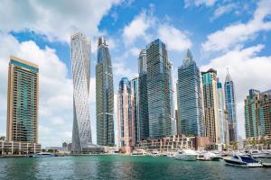 Dubai: Il nuovo ponte a 4 corsie potrà ospitare 14.400 veicoli all'ora in entrambe le direzioni